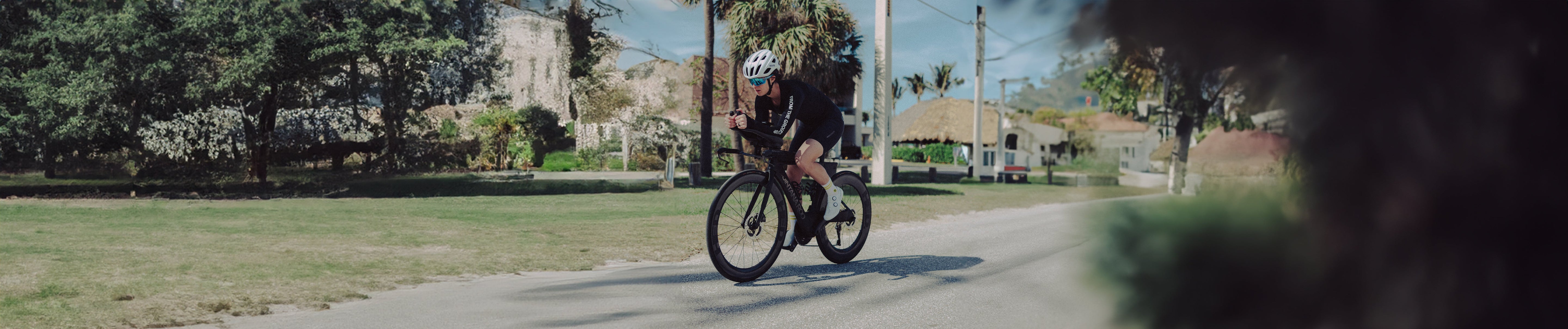 Leveraging Technology & Community in Your Endurance Training